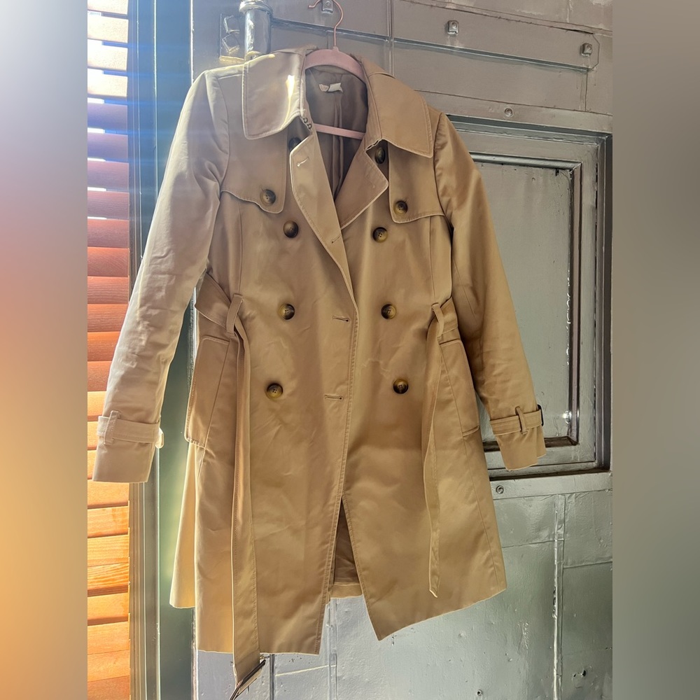 Trench coat, light wear, size 8, J Crew Factory